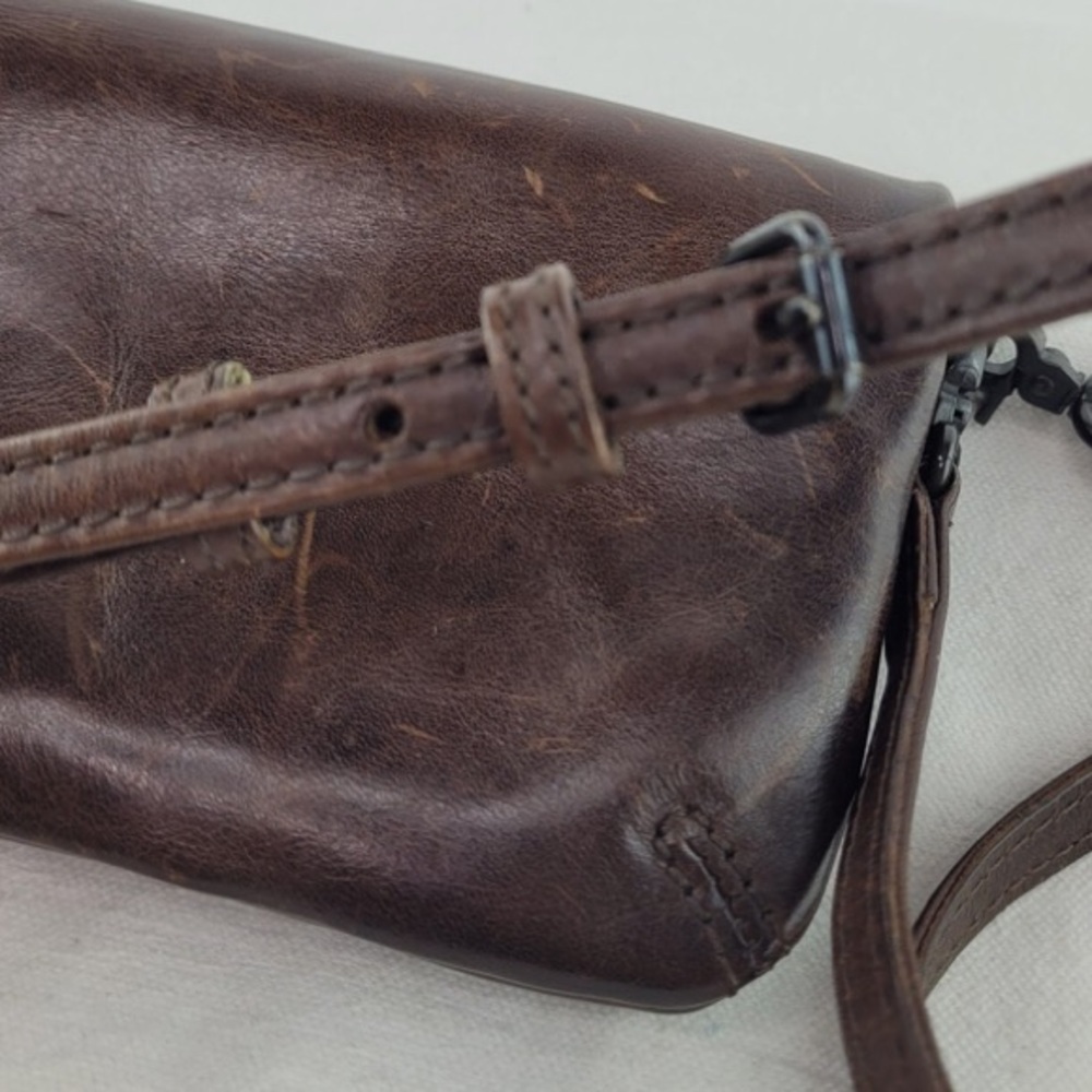 Frye Rich Brown Leather Crossbody Bag - Picture 4 of 7
